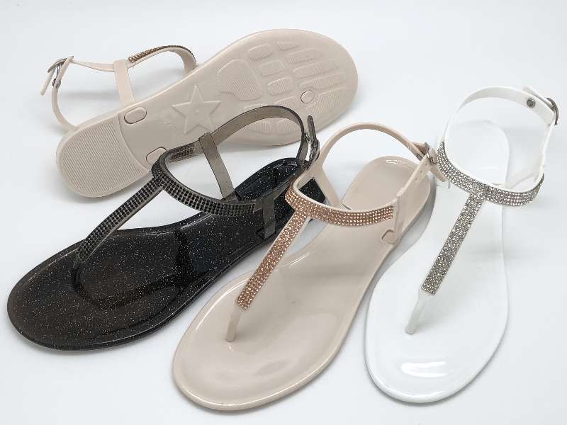ZAPATOS DE PVC